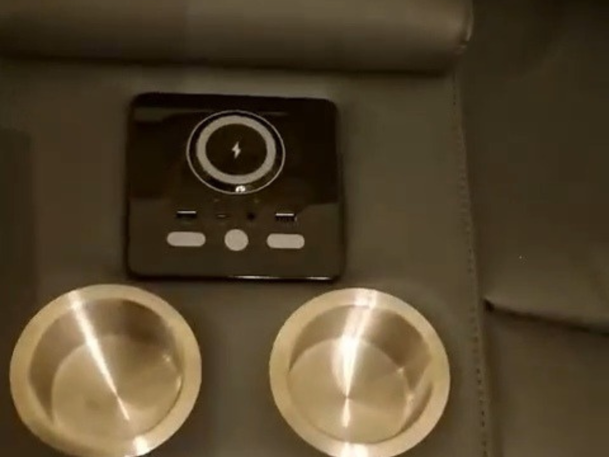 Forbes Electric Recliner Corner Leather Sofa