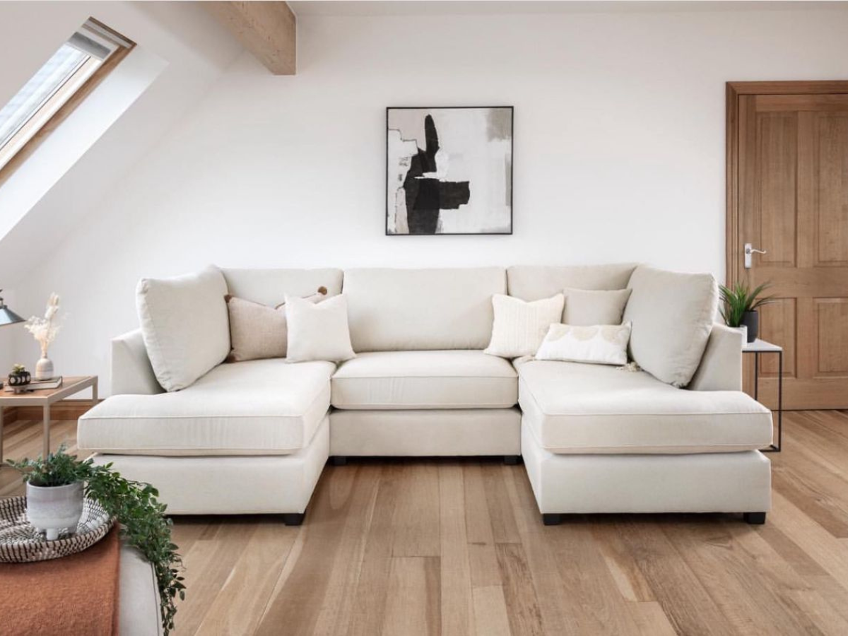 Savoy Full Back Small U Shape Corner Cream + Footstool