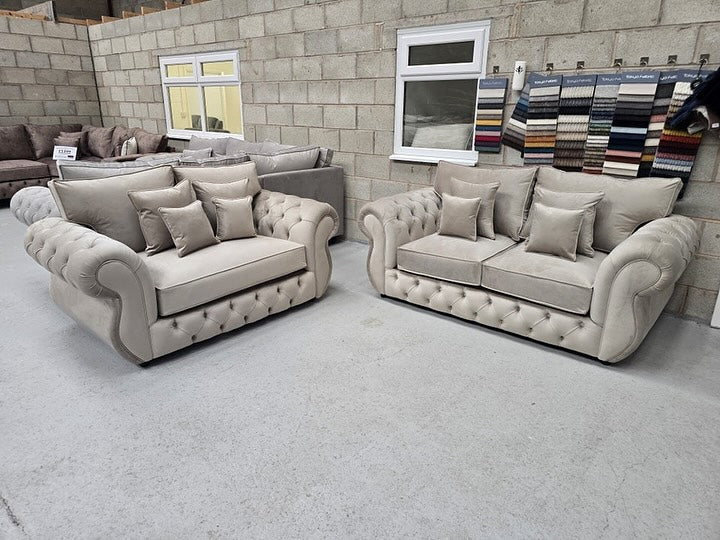 RIO CHESTERFIELD SOFA