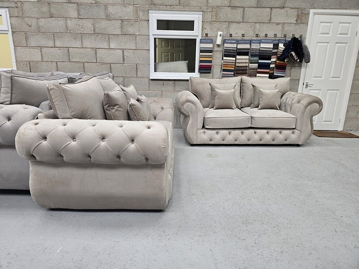RIO CHESTERFIELD SOFA