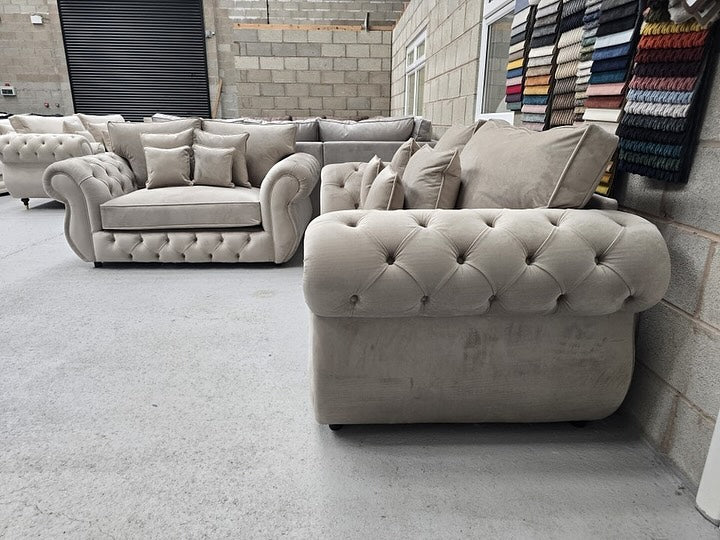 RIO CHESTERFIELD SOFA