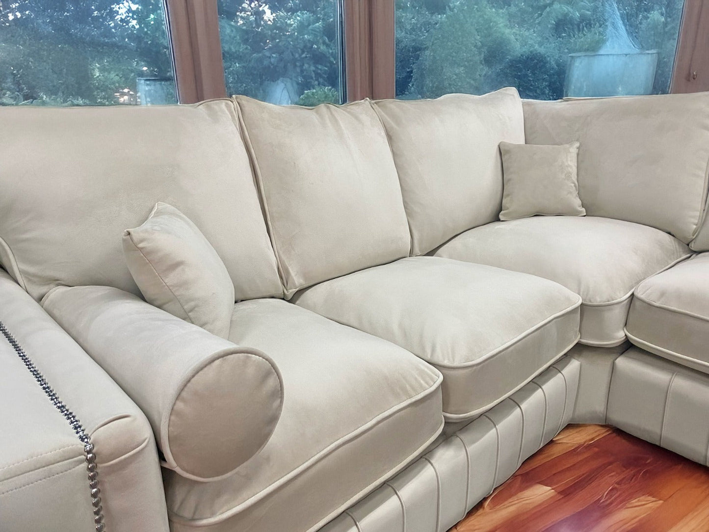 LILLY FULLBACK CORNER SOFA WITH PLUSH CUSHIONS