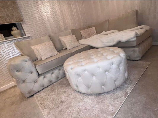 ASHTON CHESTERFIELD CHAISE SOFA