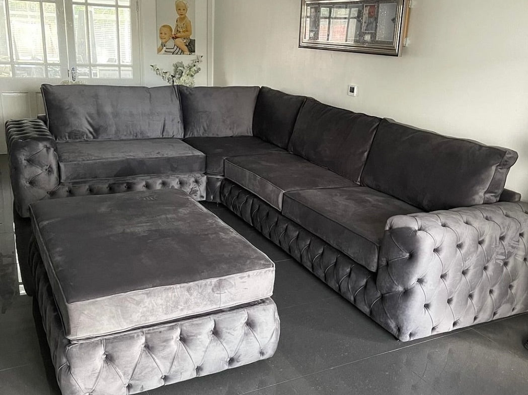 ASHTON CHESTERFIELD SOFA