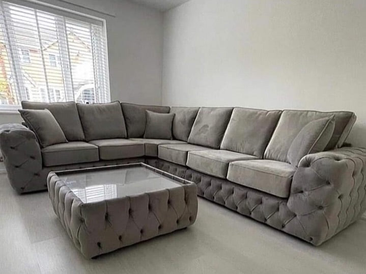 ASHTON CHESTERFIELD SOFA